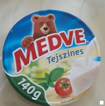 Medve tejszínes kördobozos sajt 140g